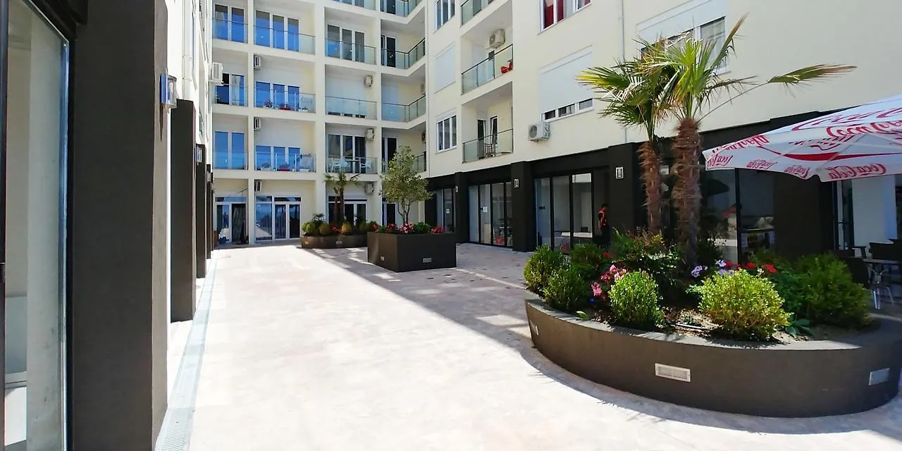 Mira Luxury Apartment Shëngjin 0*,